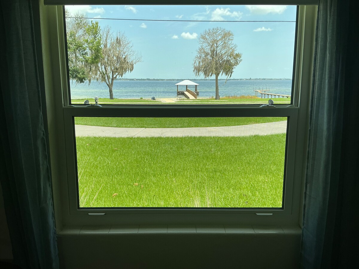View along the lake