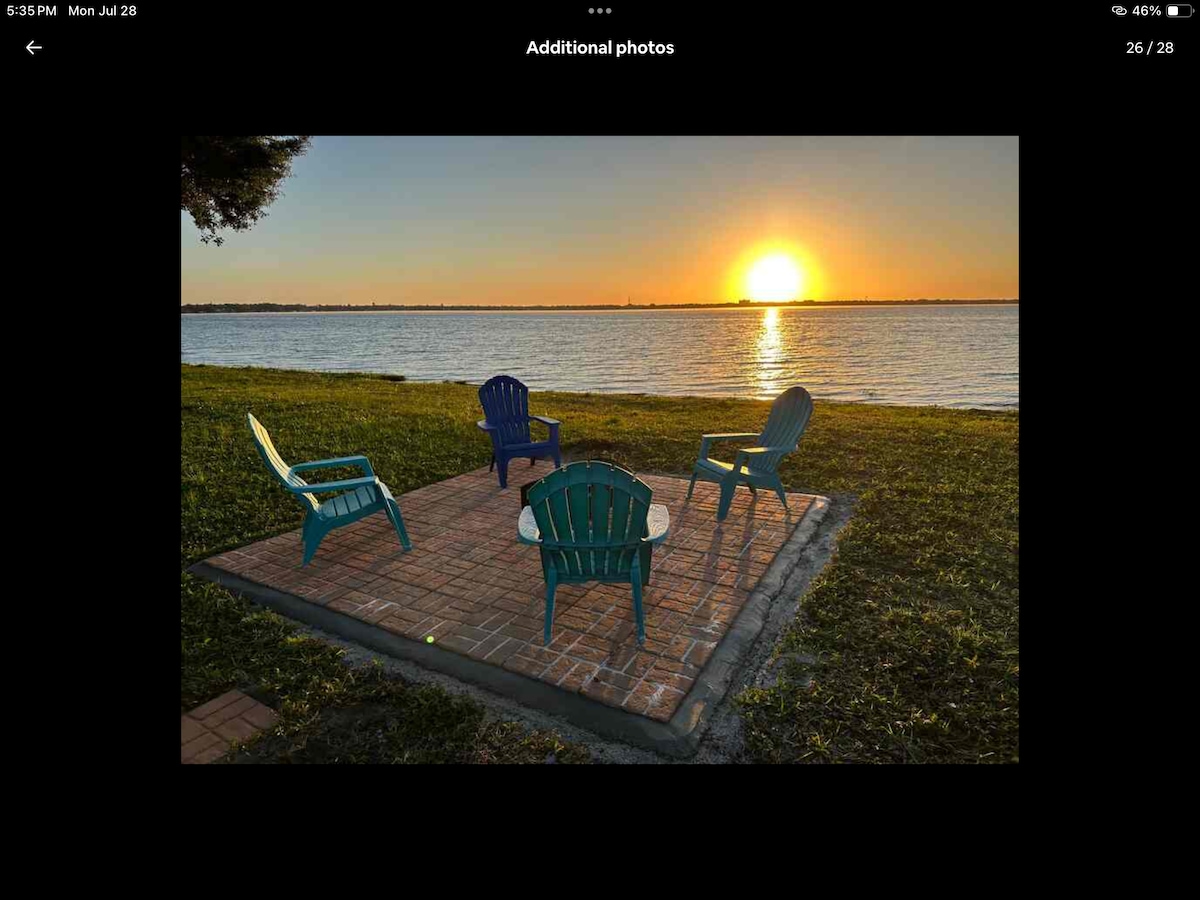 Sunrise by the fire-pit seating